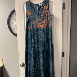 NWT Coldwater Creek lsleevesless embroidery boho dress size M